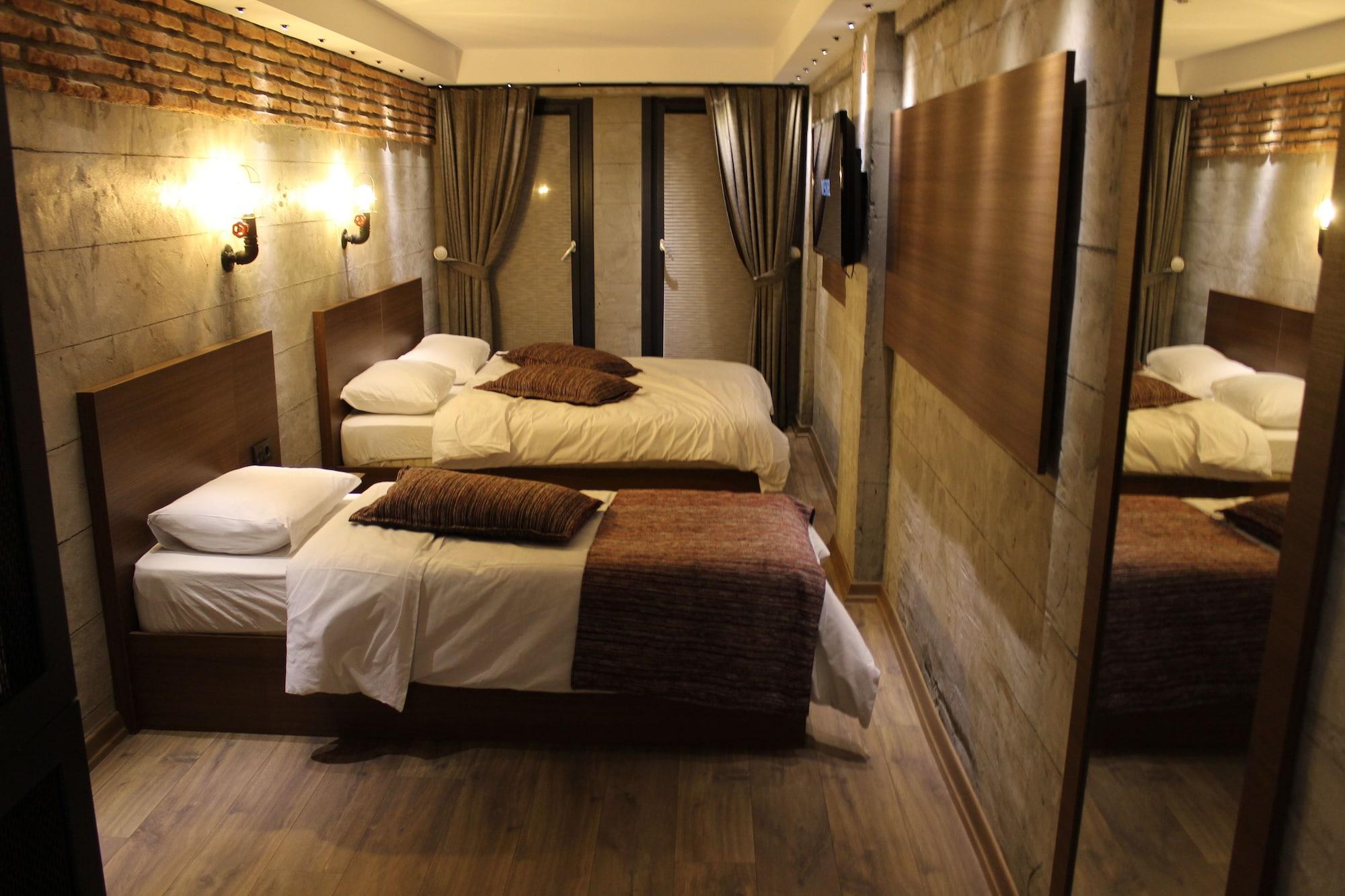 Elibol Old Hotel 3*