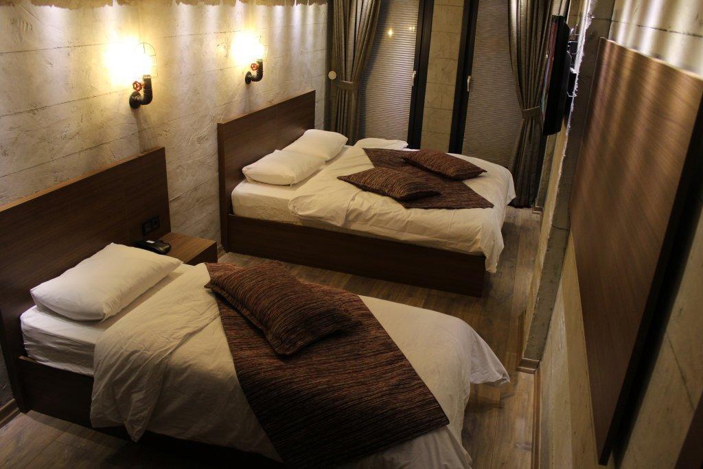 Elibol Old Hotel